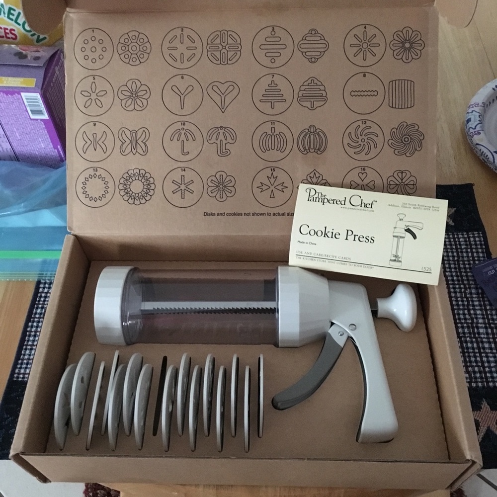 Pampered Chef cookie press